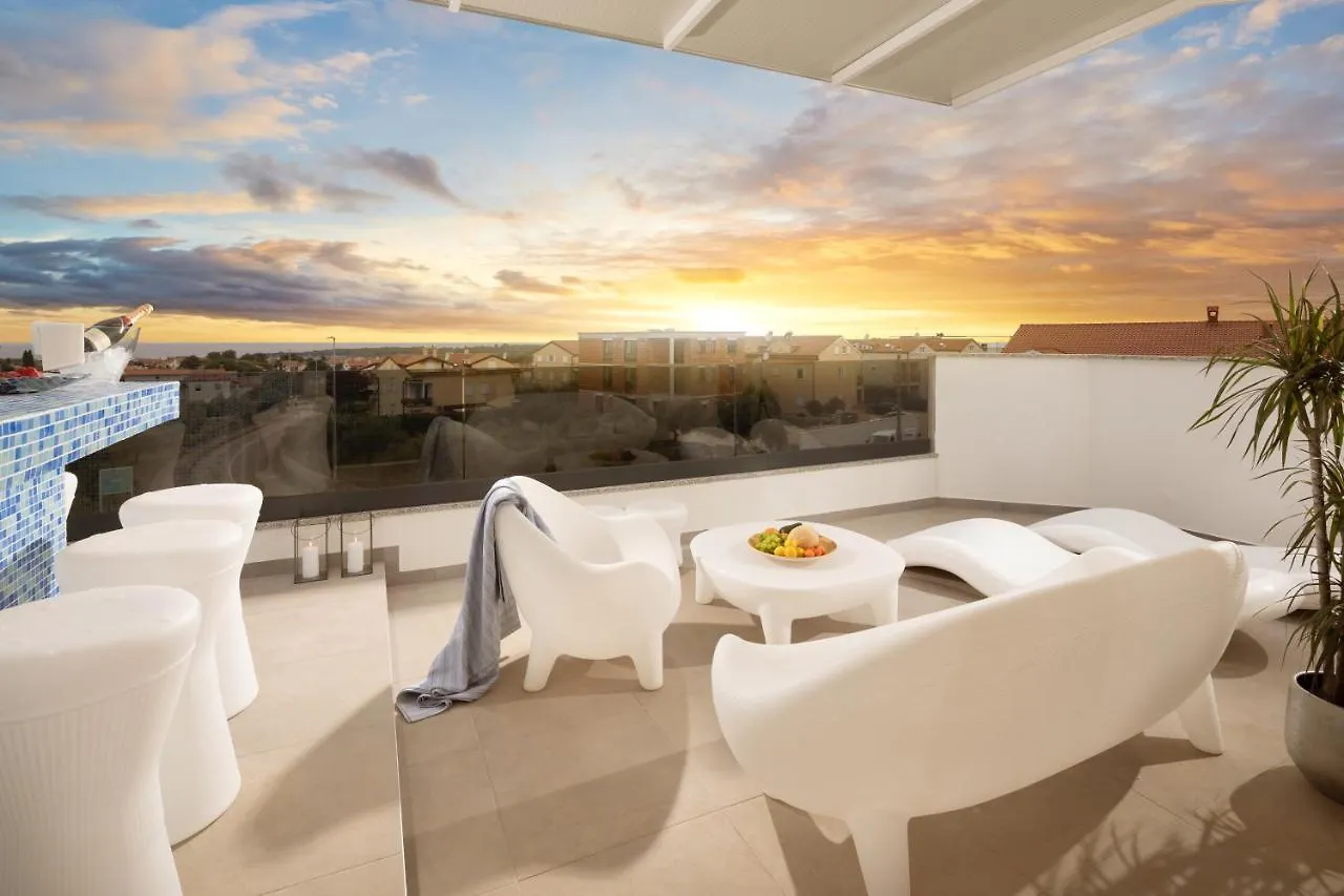 Ferienwohnung New Luxury Penthouse With Swimming Pool And Amazing Sea View! Poreč Kroatien